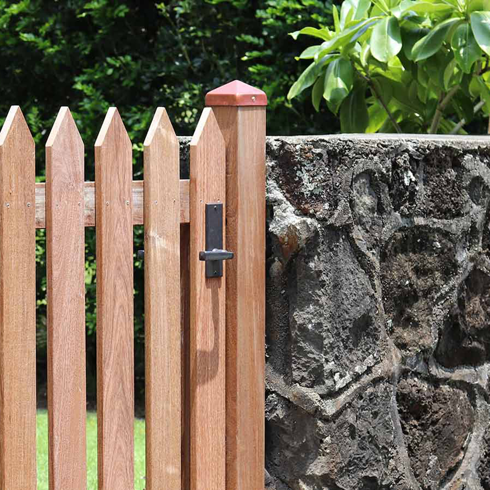 image of gate at a nice yard